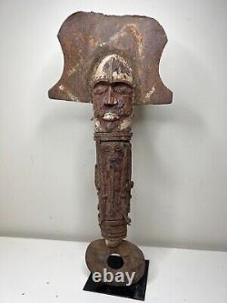 Ofo Igbo ritual staff, wood and iron statue, Currency Nigeria 25X4X4 African